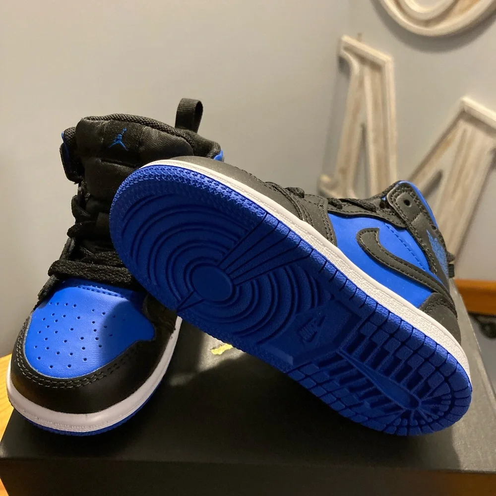 Jordan - Picture 2 of 4